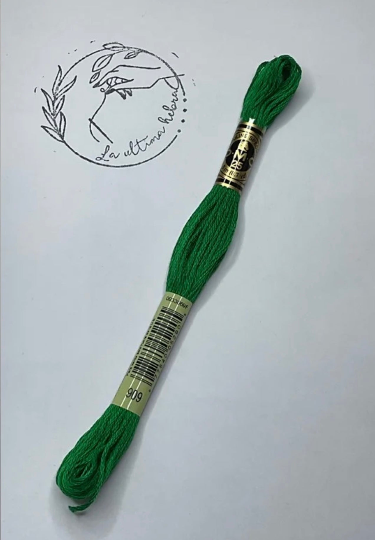 Madeja de bordado DMC - REF.909