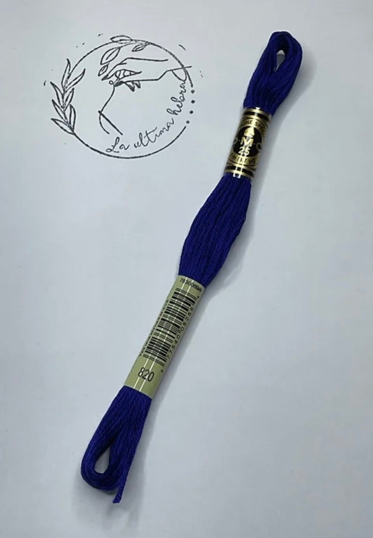 Madeja de bordado DMC - REF.820