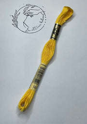 Madeja de bordado DMC - REF.743