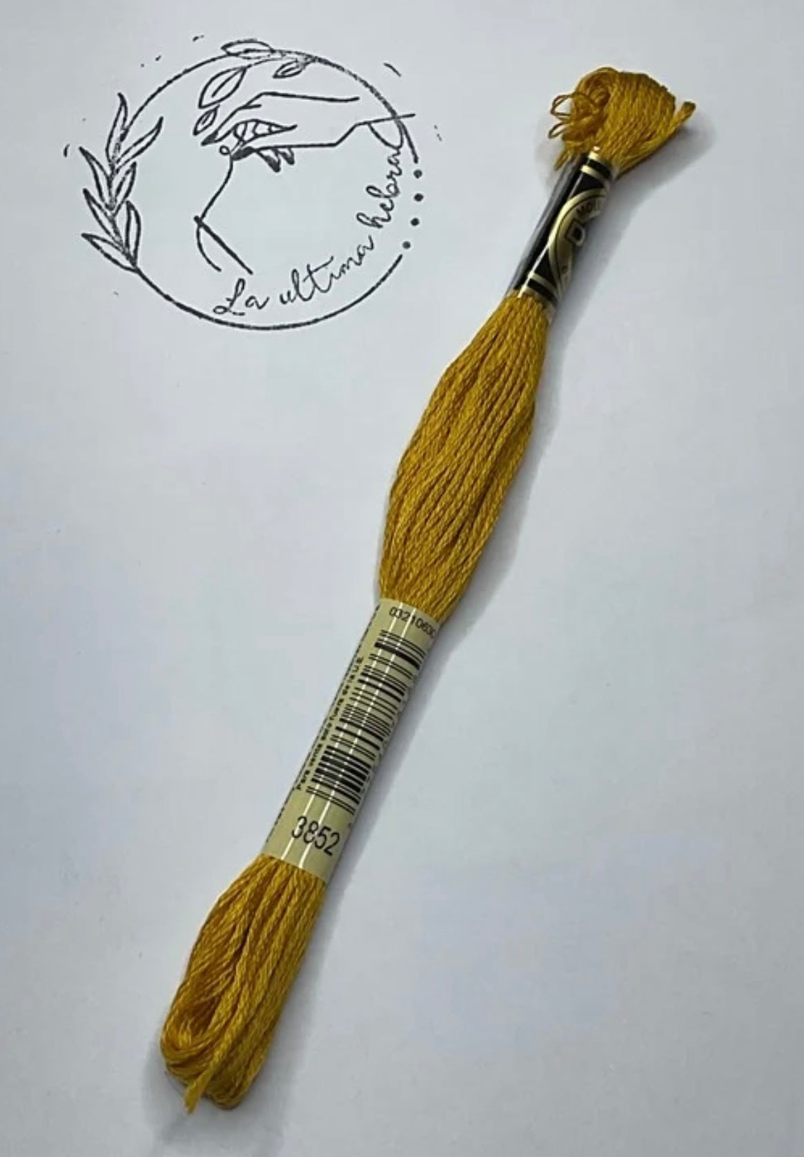 Madeja de bordado DMC - REF.3852