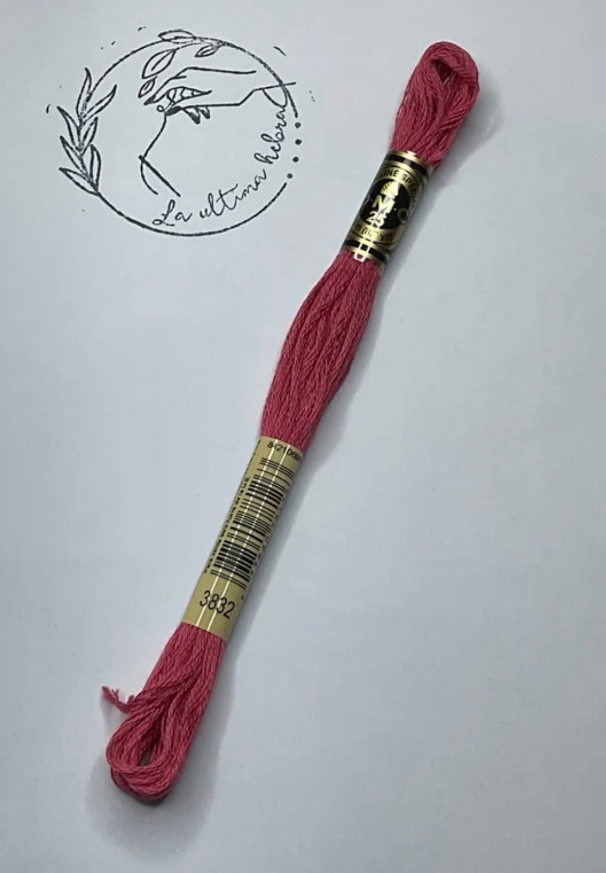 Madeja de bordado DMC - REF.3832