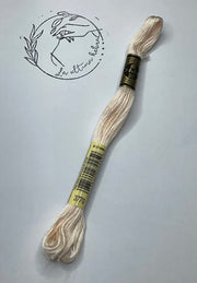 Madeja de bordado DMC - REF.3770