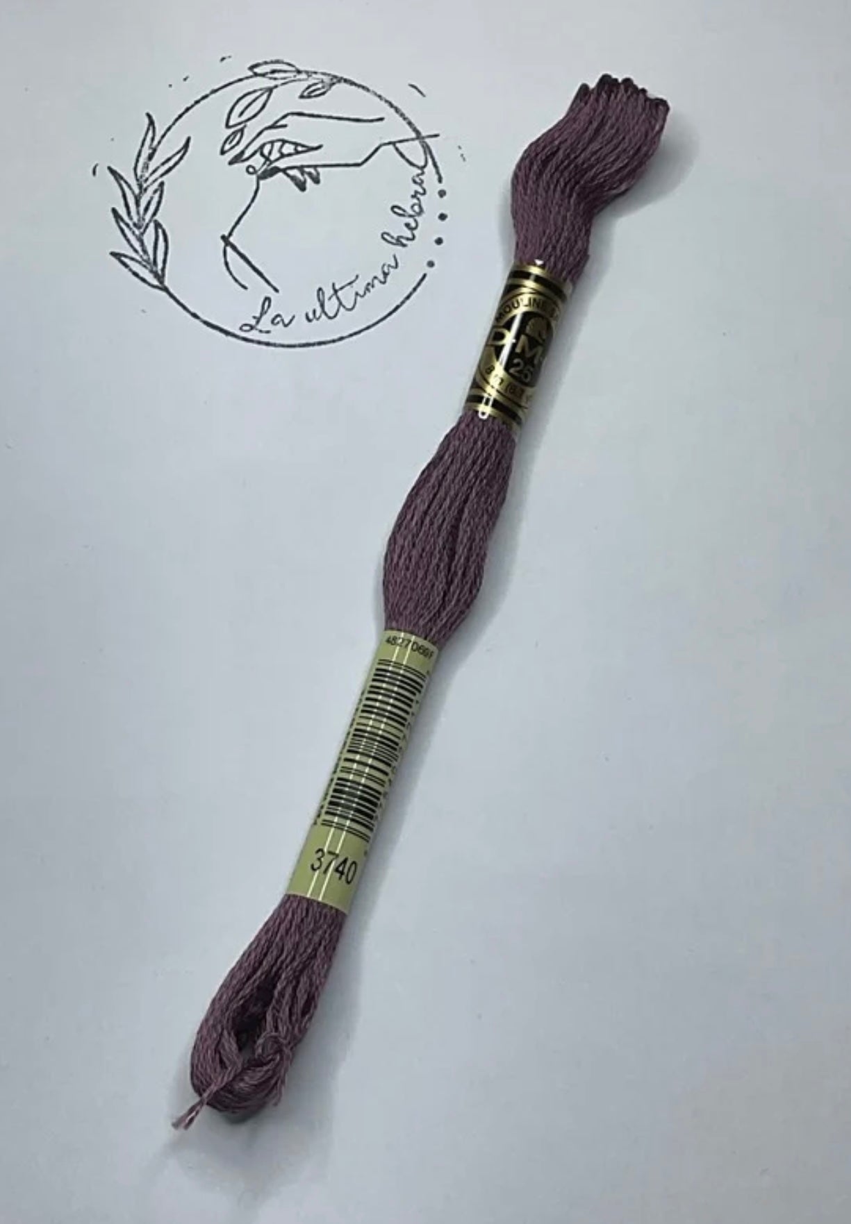 Madeja de bordado DMC - REF.3740