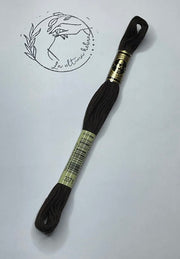 Madeja de bordado DMC - REF.3371