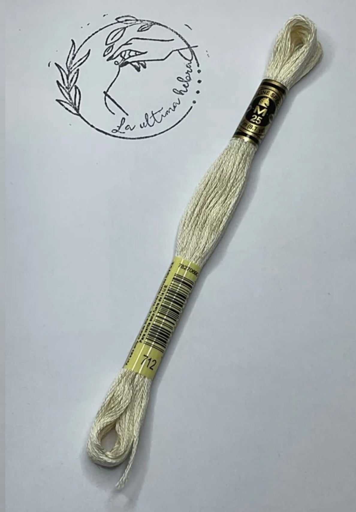 Madeja de bordado DMC - REF. 712