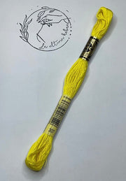 Madeja de bordado DMC - REF. 307
