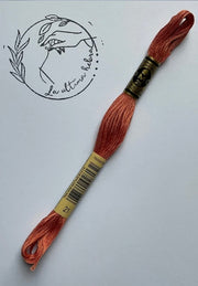Madeja de bordado DMC - REF. 3721