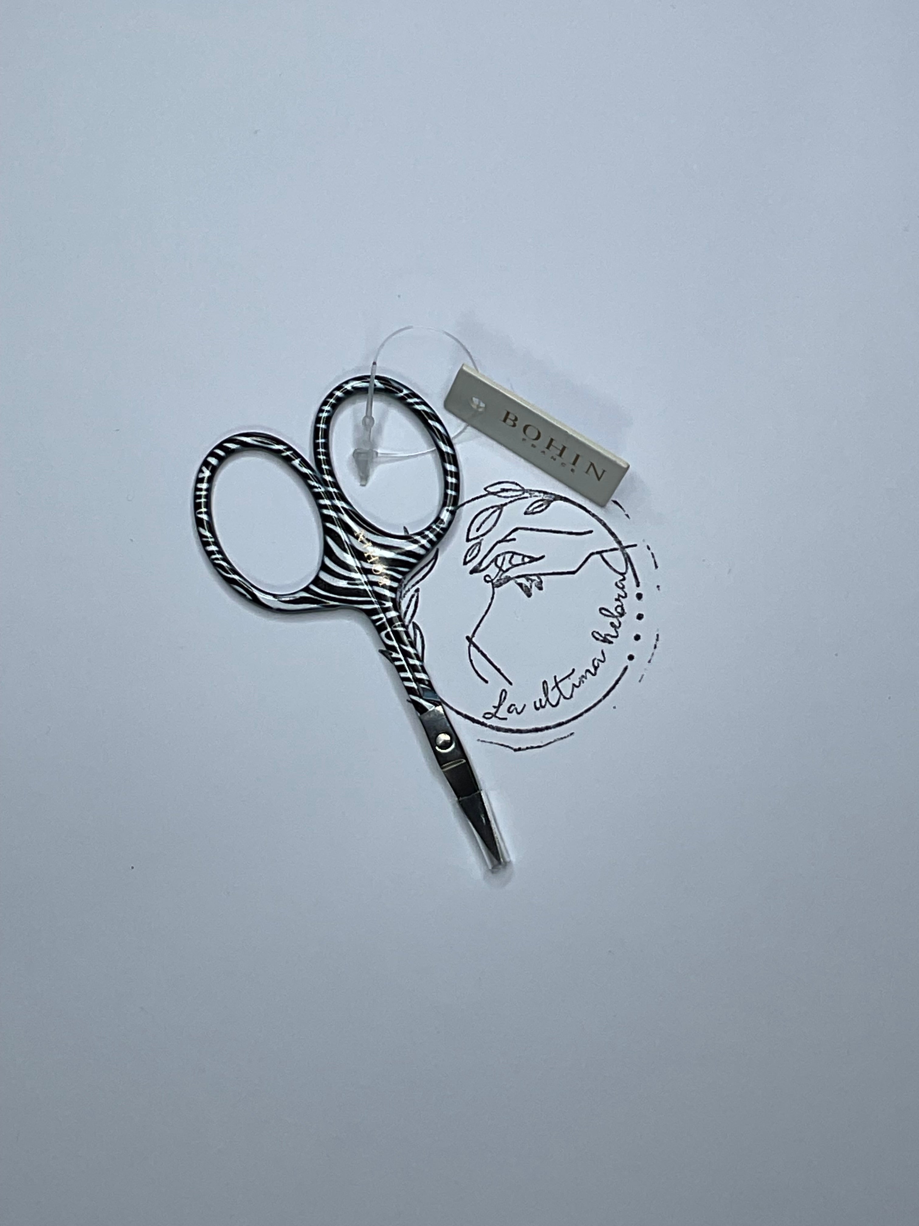 Tijeras Bohin de bordar de 9 cm - Colección Sauvage Cebra