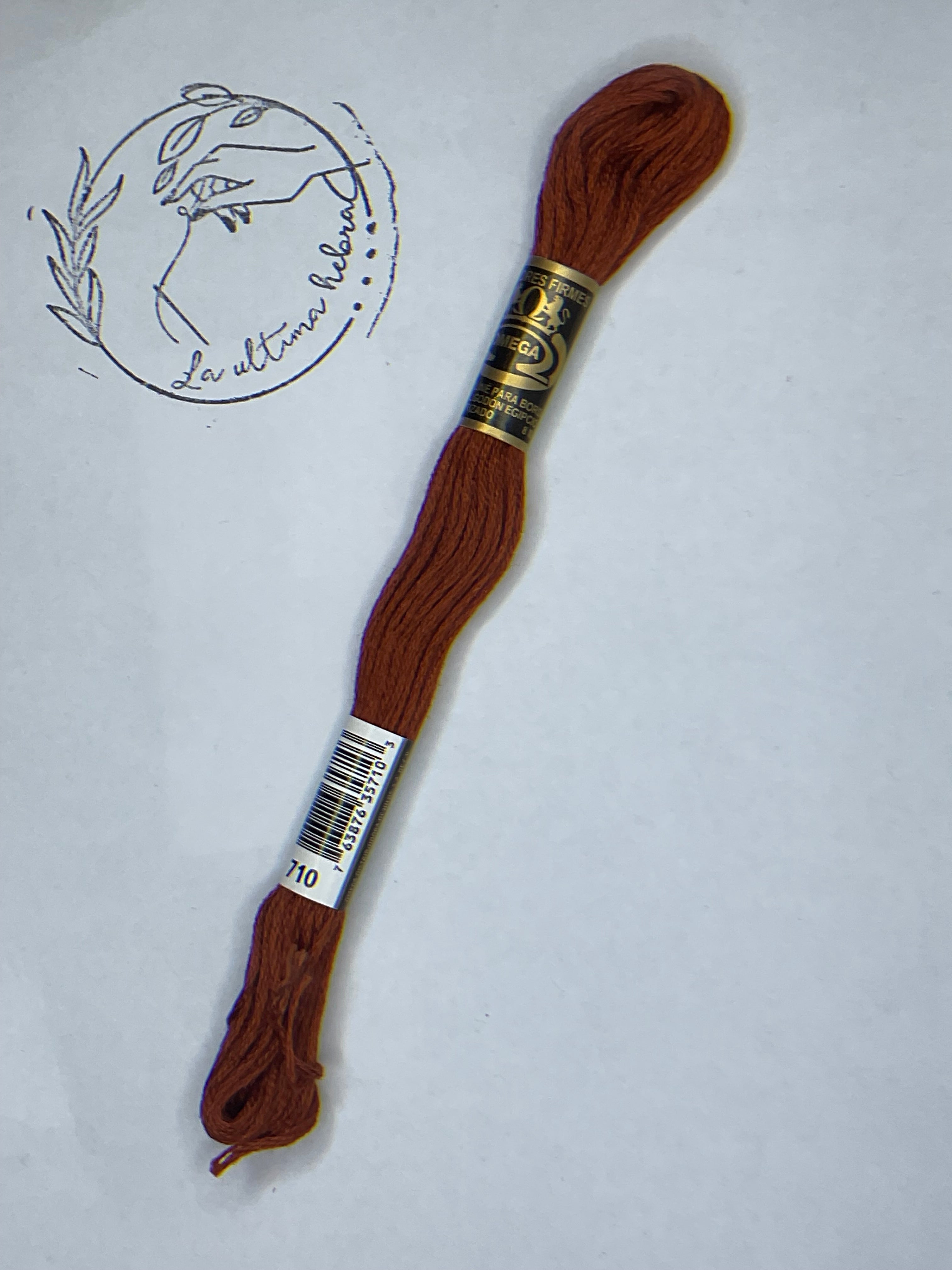 Madeja de Bordado Omega - REF.710